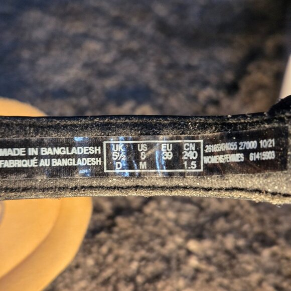 Clarks Merliah Style Black Leather Sandals Women's Size 8 Medium - Picture 12 of 12